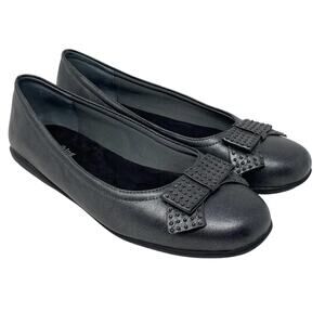 Walking Cradles Gray Flats With Beaded Bow Size 8.5W